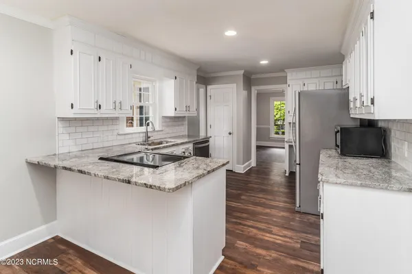 $2,450 | 205 Cherrywood Drive, Greenville, NC 27858