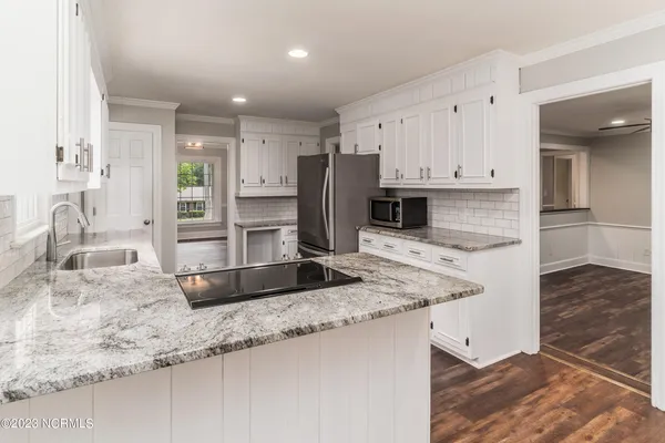 $2,450 | 205 Cherrywood Drive, Greenville, NC 27858