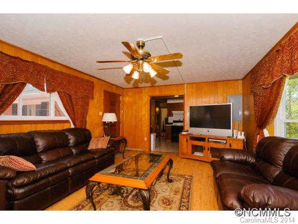 142 Wilson Cove Road Swannanoa, NC 28778 - Photo 5 of 10 Gallery Image 5
