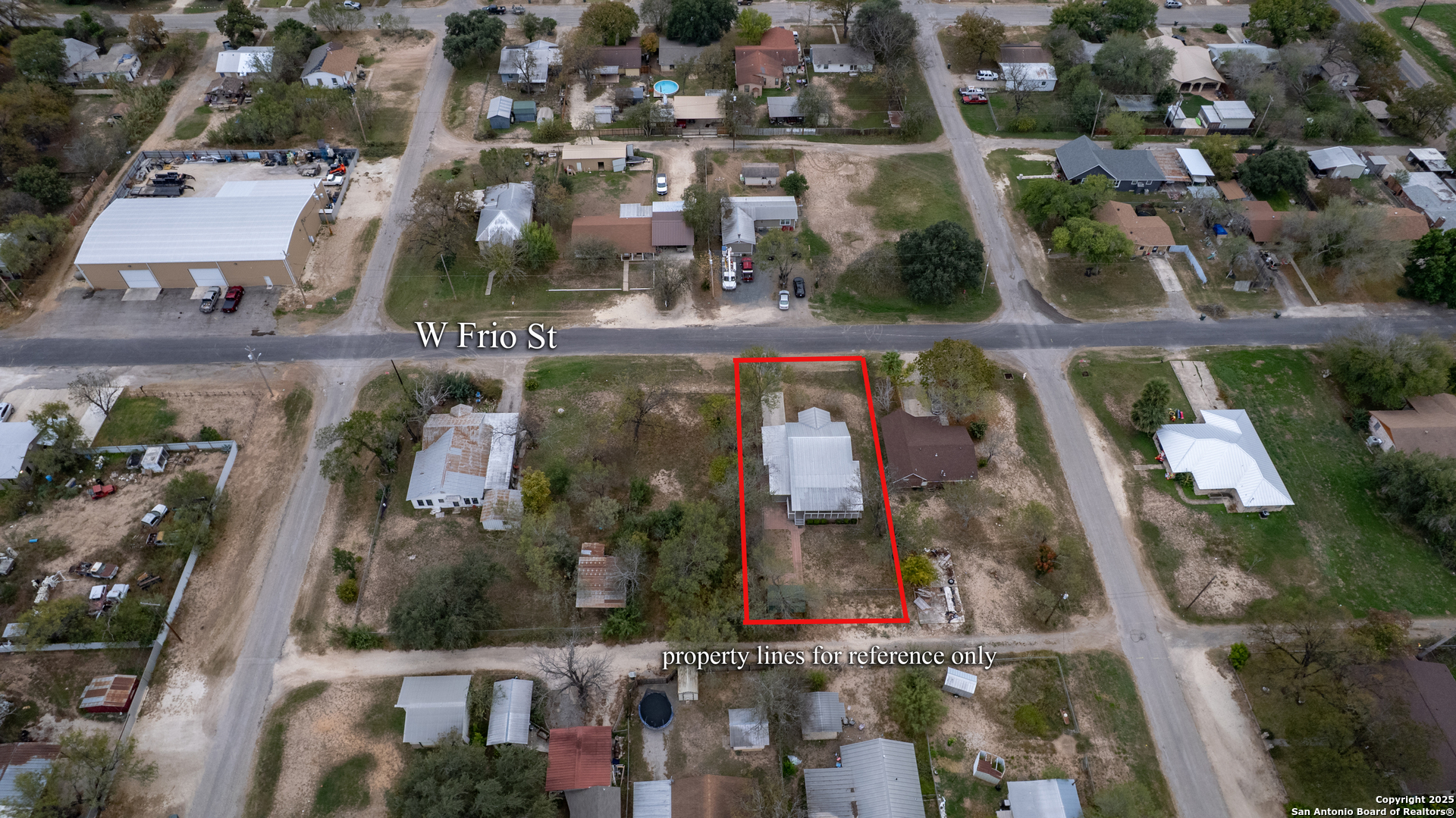 214 West Frio Street Uvalde, TX 78801 - Photo 32 of 35 an aerial view of multiple house