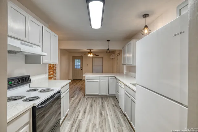 $179,000 | 214 West Frio Street, Uvalde, TX 78801