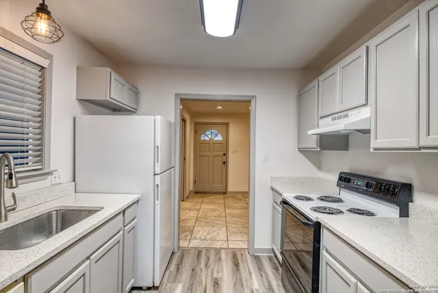 $179,000 | 214 West Frio Street, Uvalde, TX 78801