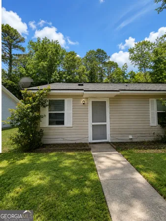 $900 | 233 West Lakemont Drive, Unit B, Kingsland, GA 31548