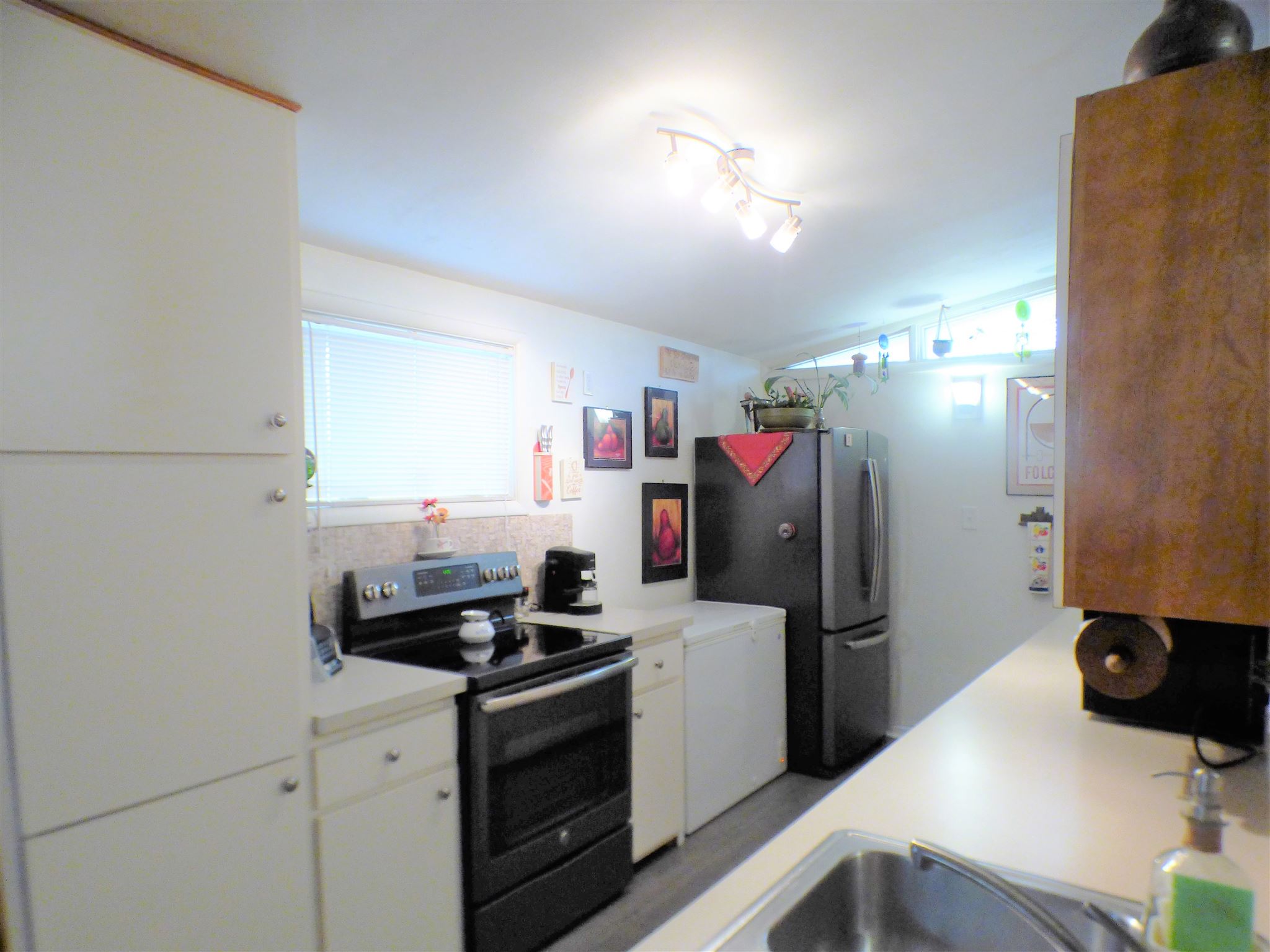 902 Brett Cabel Road Washington, IN 47501 - Photo 3 of 34 Gallery Image 3
