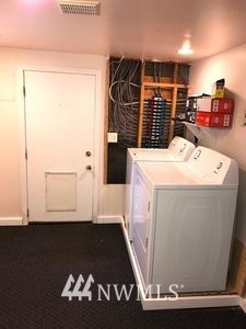 129 Wells Avenue North Renton, WA 98057 - Photo 16 of 29 a view of utility room