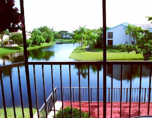 23032 Island View, Unit B Boca Raton, FL 33433 - Photo 1 of 2 Primary Photo