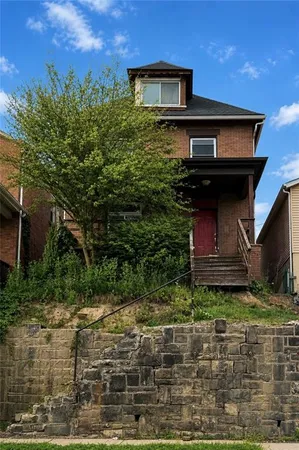 $154,900 | 322 Duss Avenue, Ambridge, PA 15003
