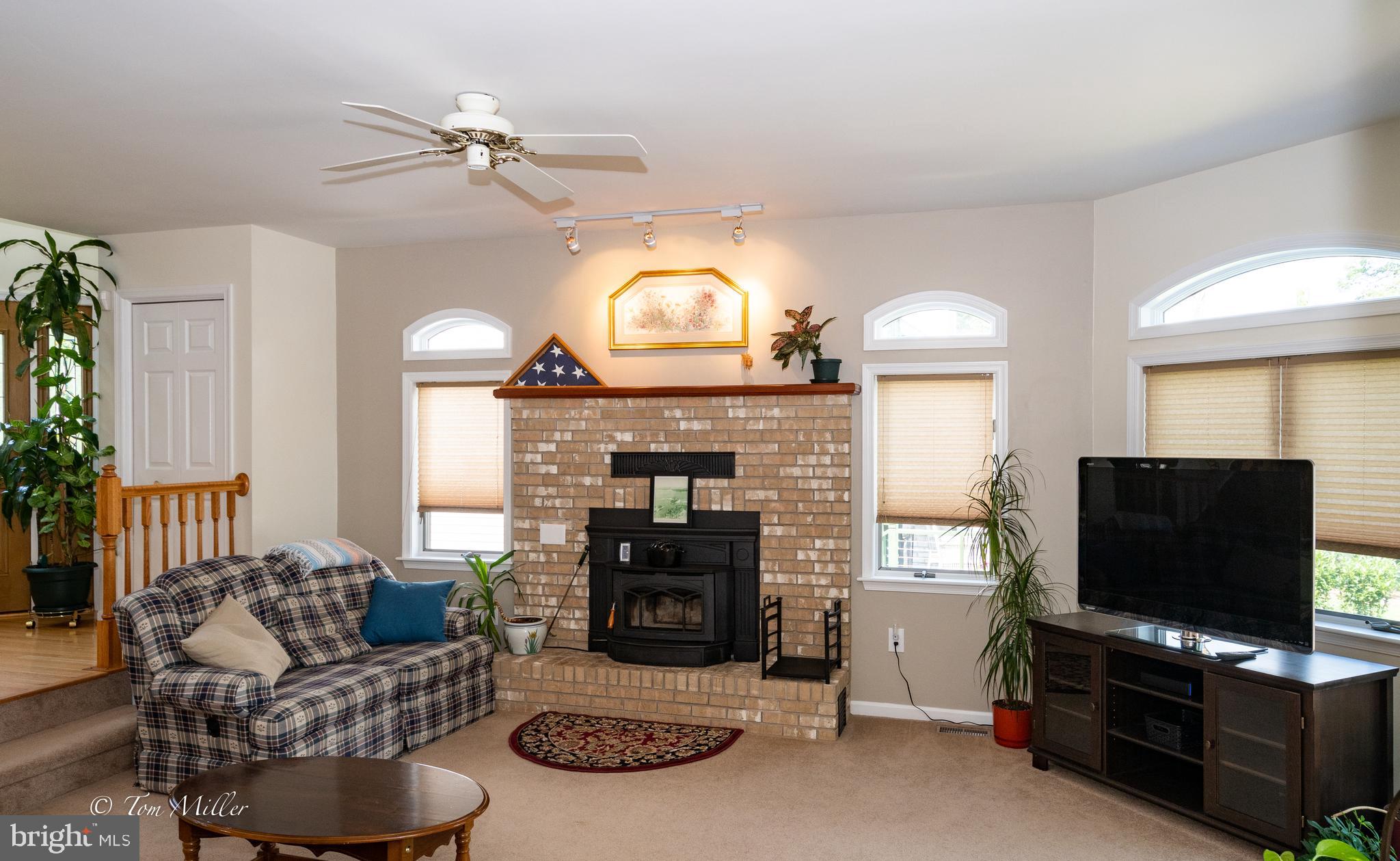 813 Cedar Grove Road Baltimore, MD 21221 - Photo 16 of 65 Woodburning Fireplace in Living room