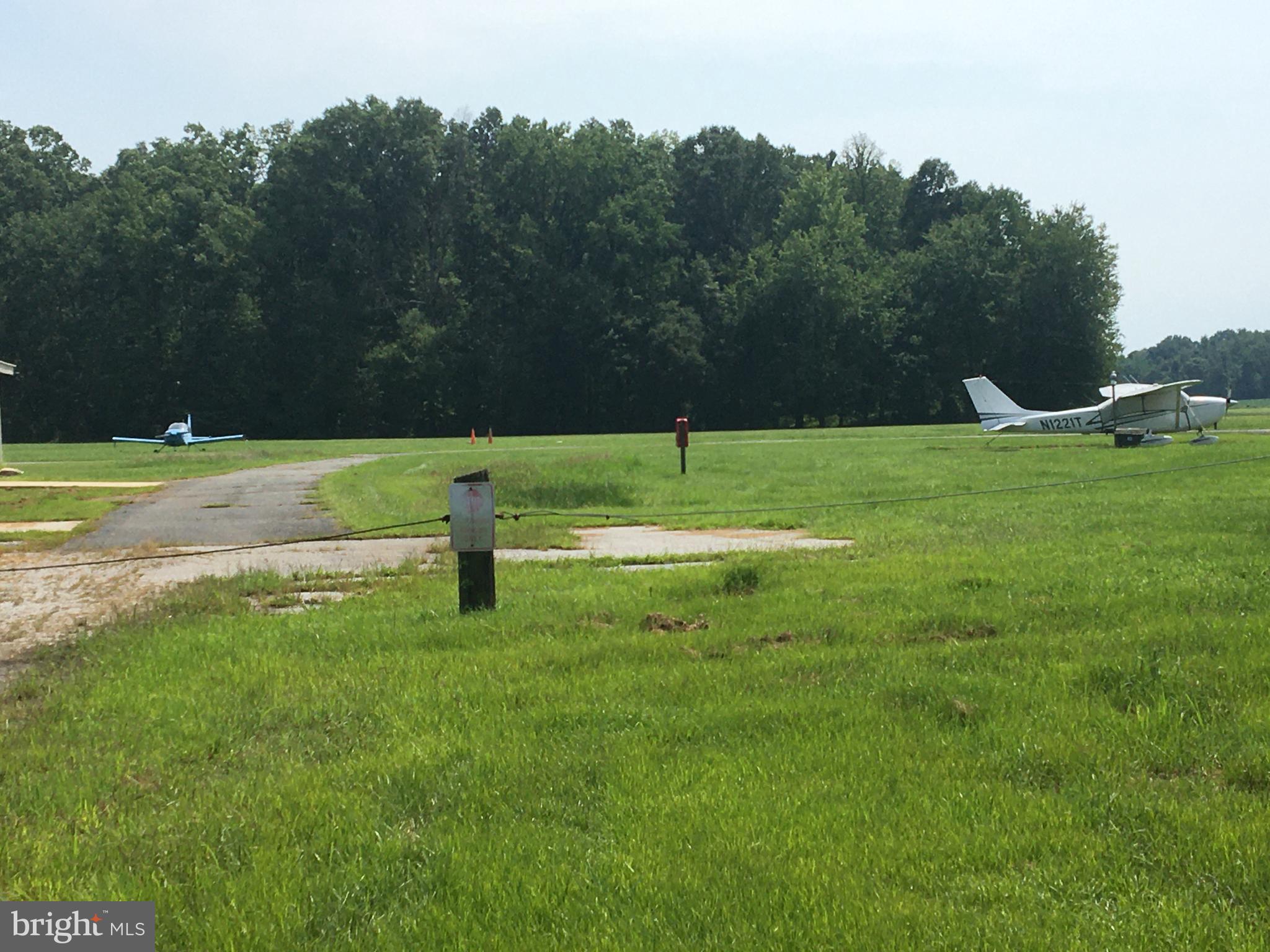 813 Cedar Grove Road Baltimore, MD 21221 - Photo 65 of 65 Have a small plane?