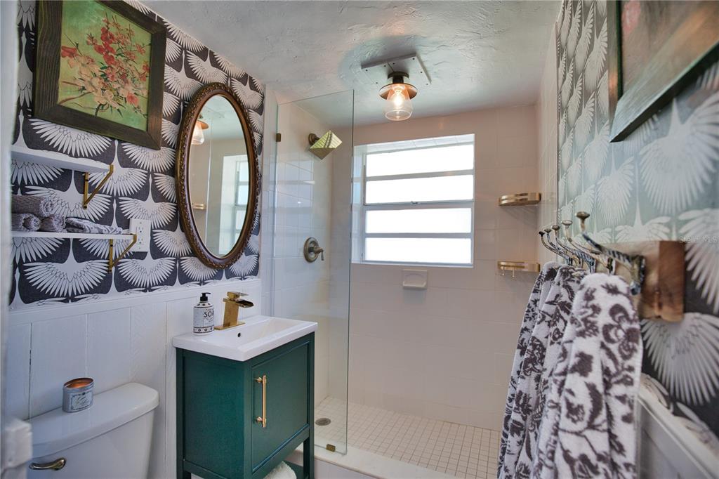 650 Edwards Street Englewood, FL 34223 - Photo 15 of 54