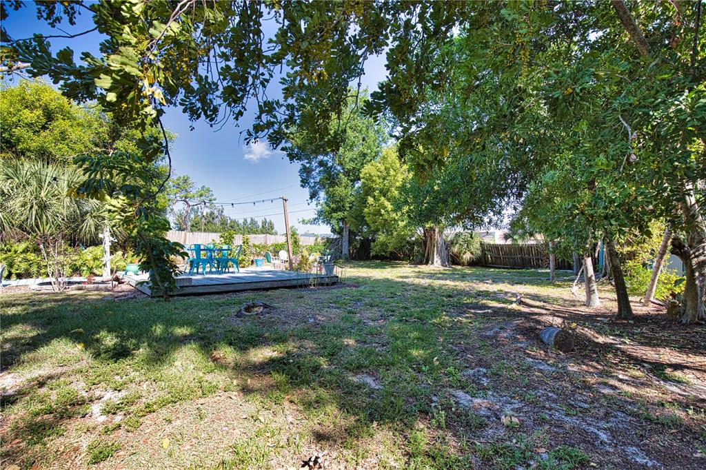 650 Edwards Street Englewood, FL 34223 - Photo 40 of 54
