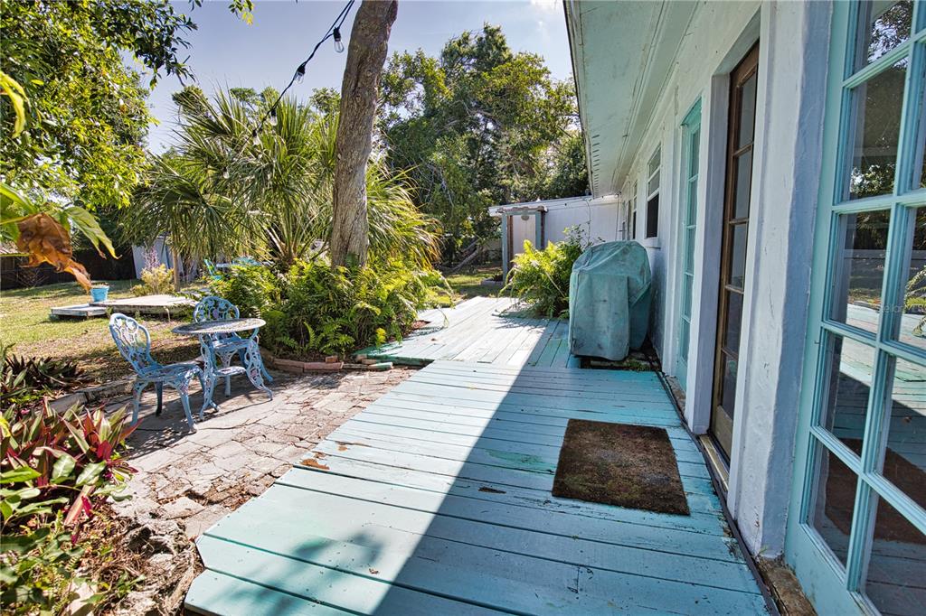 650 Edwards Street Englewood, FL 34223 - Photo 45 of 54