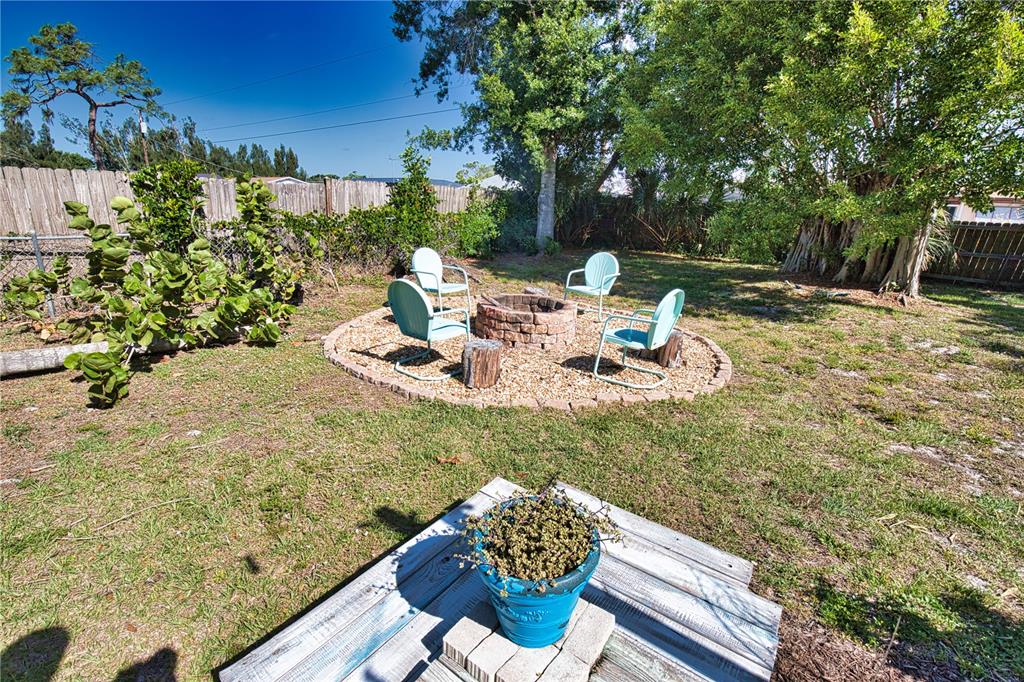 650 Edwards Street Englewood, FL 34223 - Photo 48 of 54