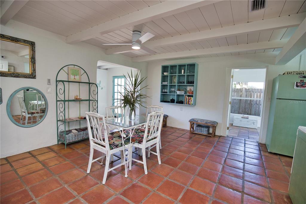 650 Edwards Street Englewood, FL 34223 - Photo 9 of 54