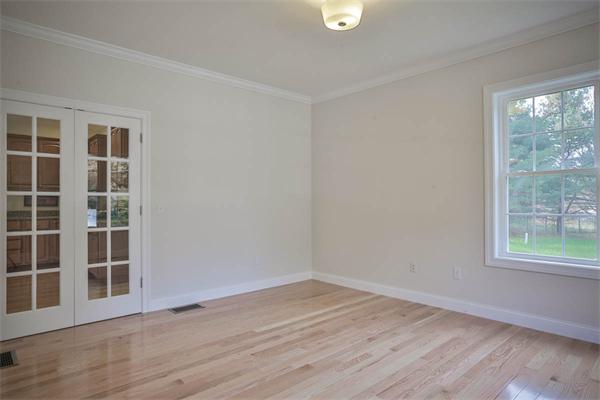165 Greenwood Road Andover, MA 01810 - Photo 14 of 29 Gallery Image 14