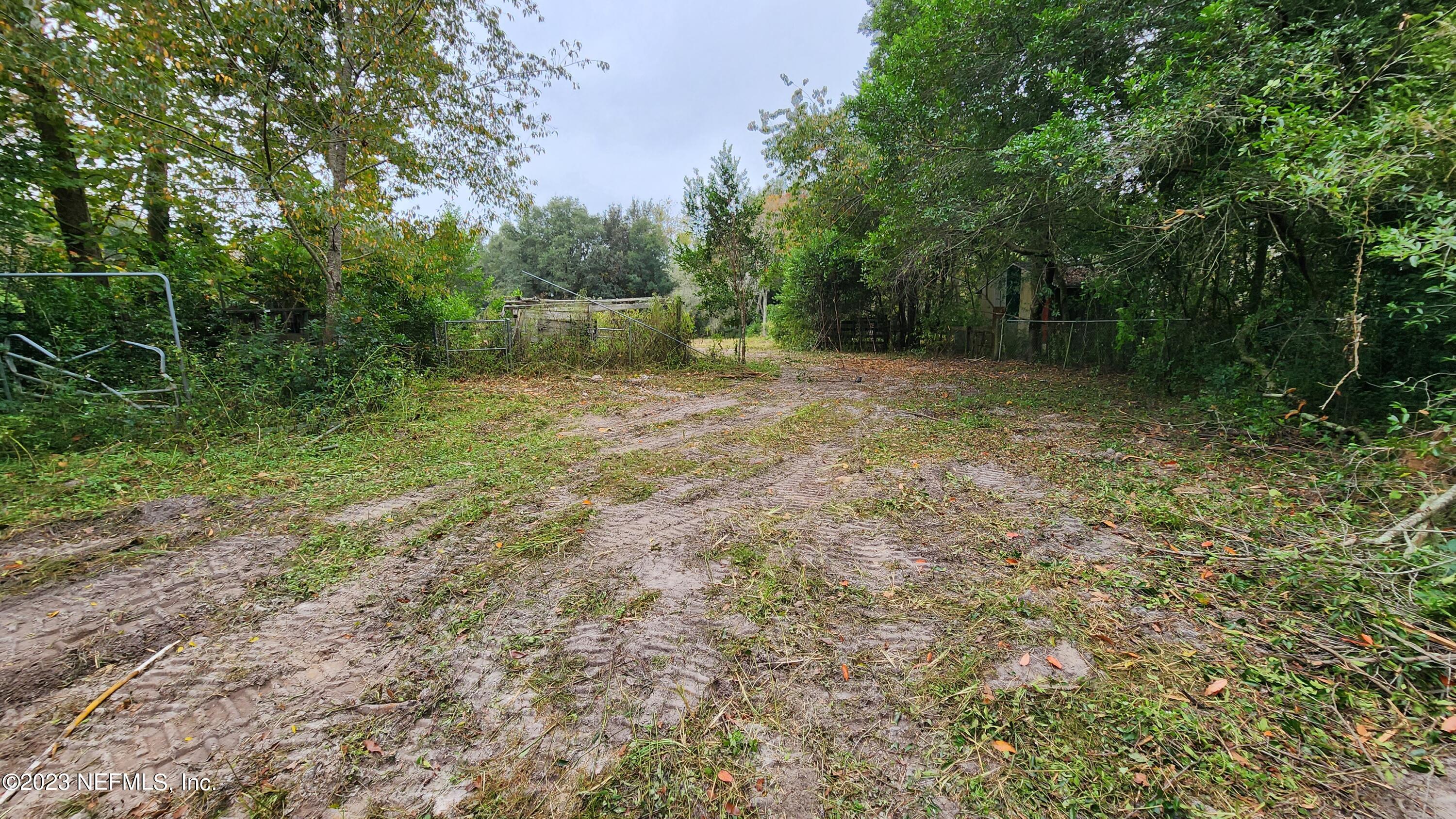 4185 Bronco Road Middleburg, FL 32068 - Photo 44 of 62 20221029_152036