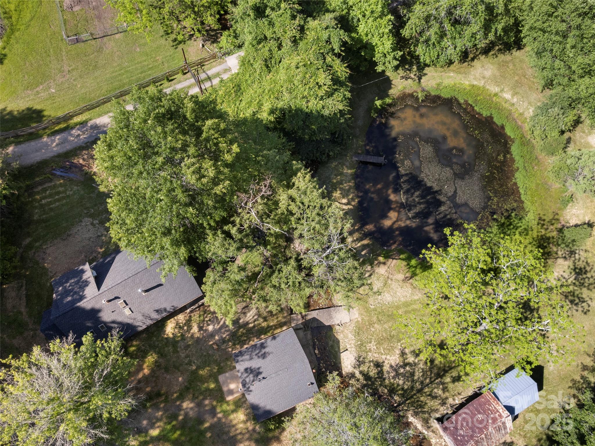 272 Pinners Cove Road Asheville, NC 28803 - Photo 4 of 22 Gallery Image 4