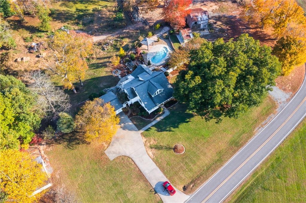 590 Weaver Road Lexington, NC 27295 - Photo 38 of 43 Gallery Image 38
