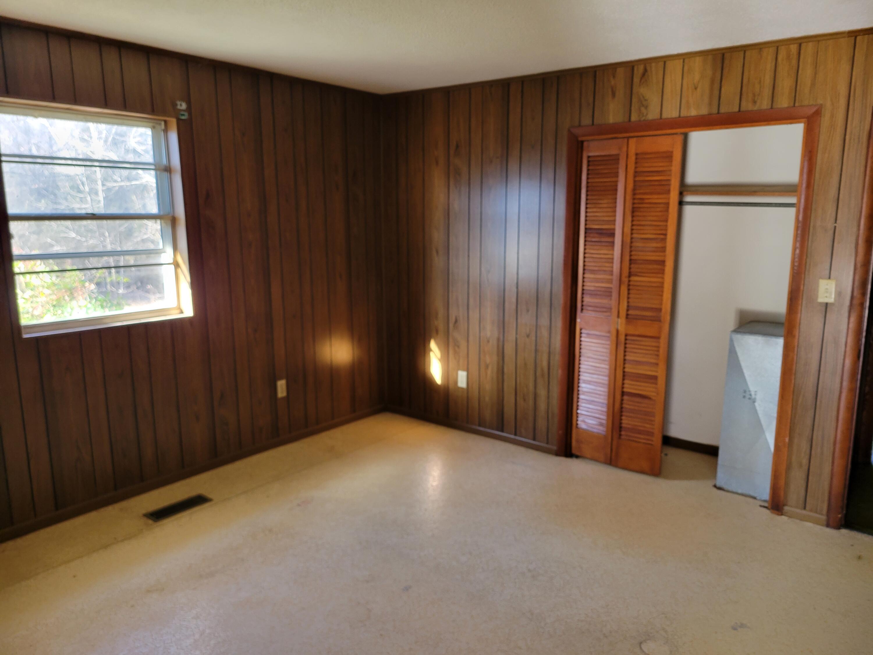 1720 West Valley Road Whitwell, TN 37397 - Photo 6 of 8 20221228_143735