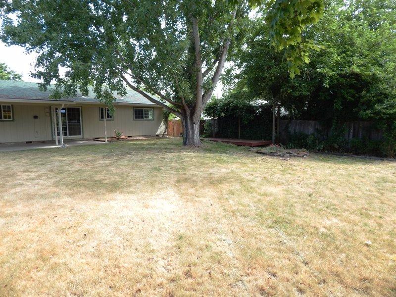 102 Victoria Way Central Point, OR 97502 - Photo 29 of 33 Additional Photo