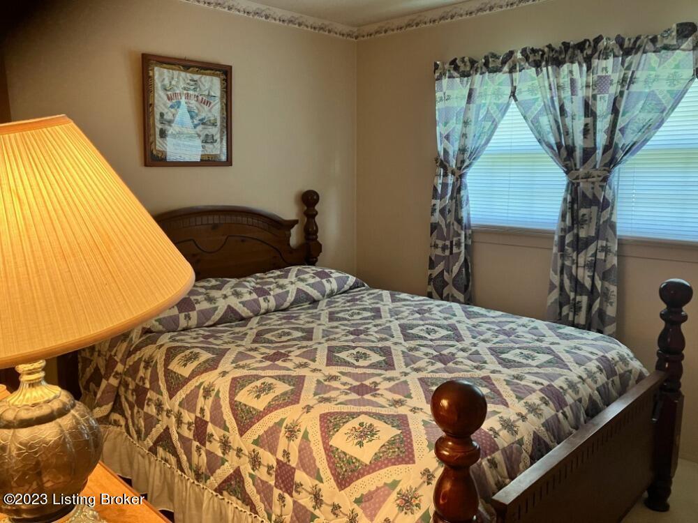 173 Meadowood Road Louisville, KY 40229 - Photo 6 of 8 Bed 1