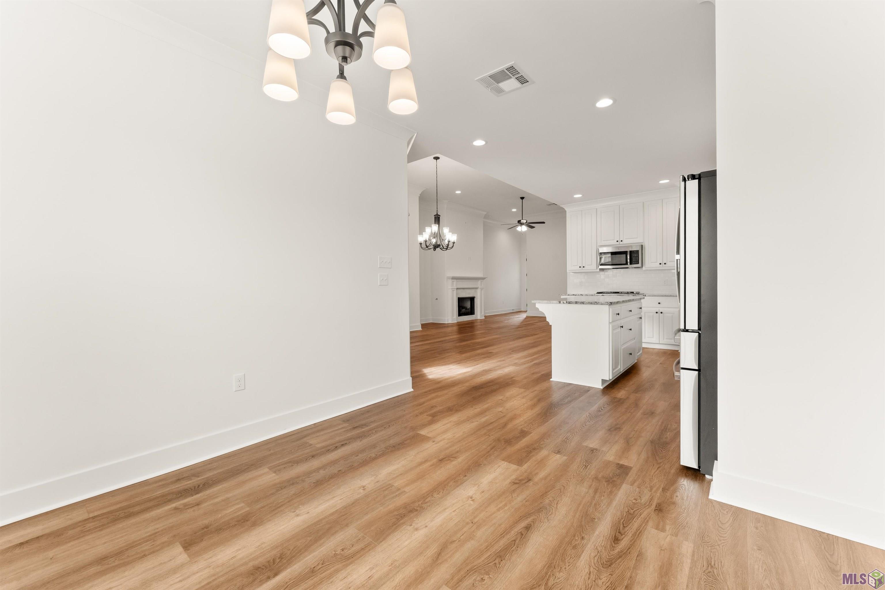 557 Warbler Crossing Avenue Baton Rouge, LA 70810 - Photo 16 of 32