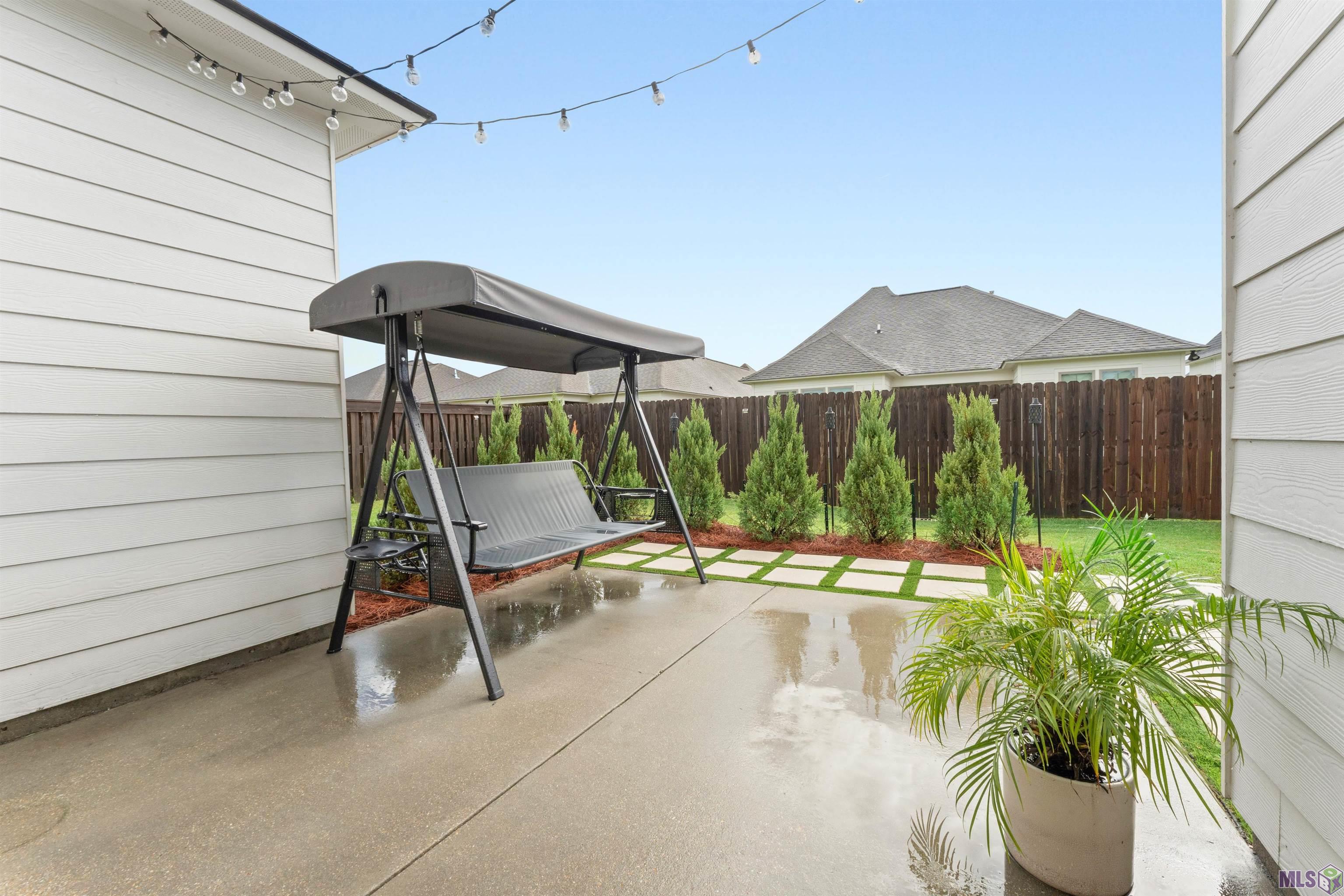 557 Warbler Crossing Avenue Baton Rouge, LA 70810 - Photo 30 of 32