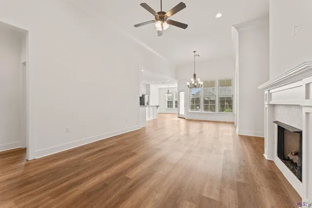 $2,600 | 557 Warbler Crossing Avenue, Baton Rouge, LA 70810