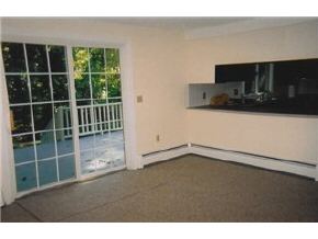 7 Robin Hood Road Windham, NH 03087 - Photo 5 of 7