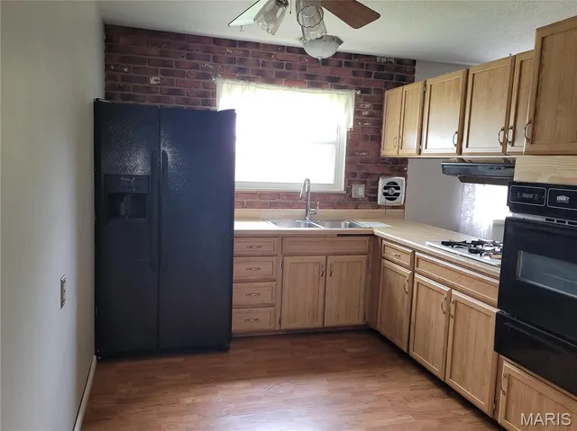 $1,395 | 1733 Leaf Crest Drive, Hazelwood, MO 63042