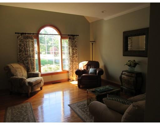 32 Indian Ridge Bridgewater, MA 02324 - Photo 15 of 42 Gallery Image 15
