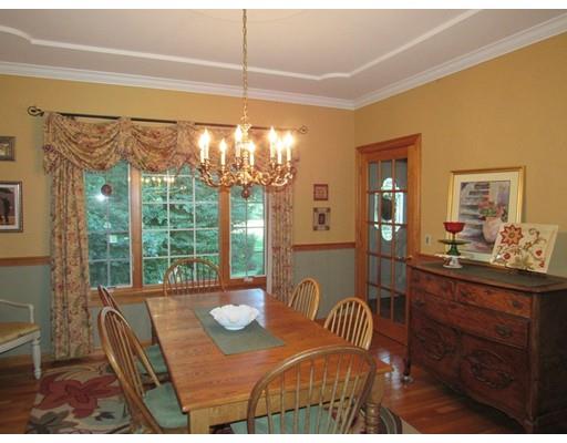 32 Indian Ridge Bridgewater, MA 02324 - Photo 9 of 42 Gallery Image 9