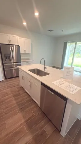 $4,200 | 8780 Southwest Kanner Oaks Drive, Stuart, FL 34997