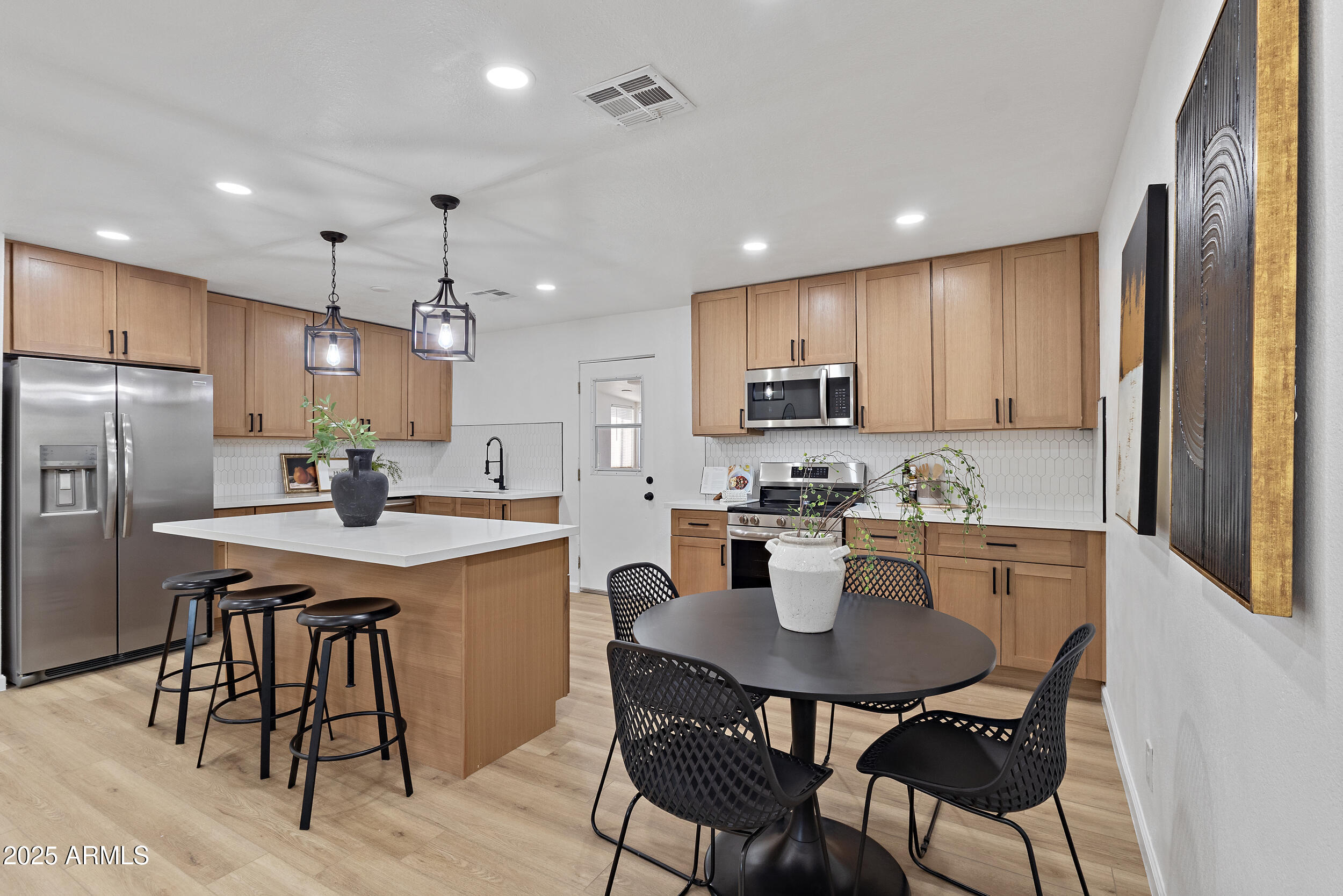 1932 West Whitton Avenue Phoenix, AZ 85015 - Photo 11 of 39 kitchen 2