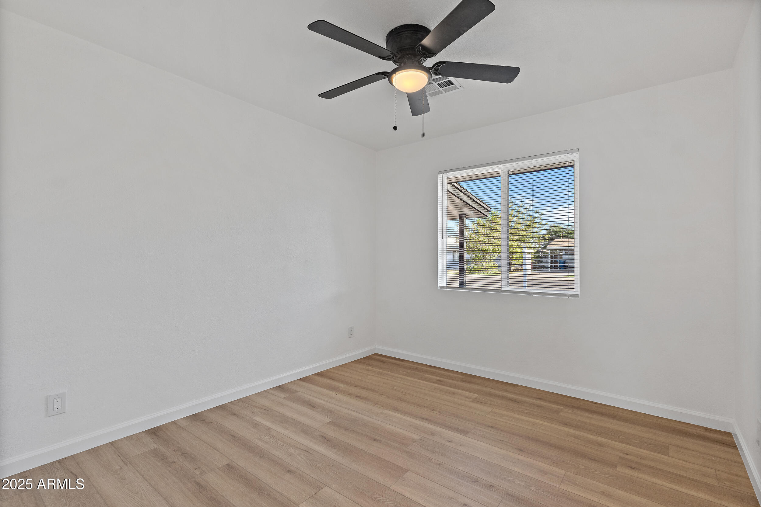 1932 West Whitton Avenue Phoenix, AZ 85015 - Photo 18 of 39 bedroom 3