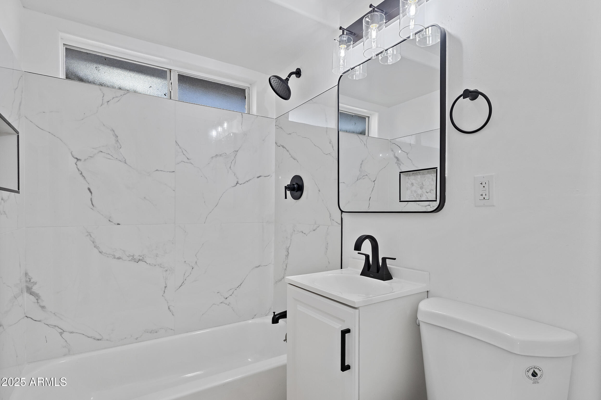 1932 West Whitton Avenue Phoenix, AZ 85015 - Photo 34 of 39 casita bathroom