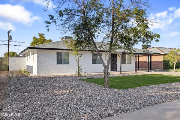 $489,900 | 1932 West Whitton Avenue, Phoenix, AZ 85015