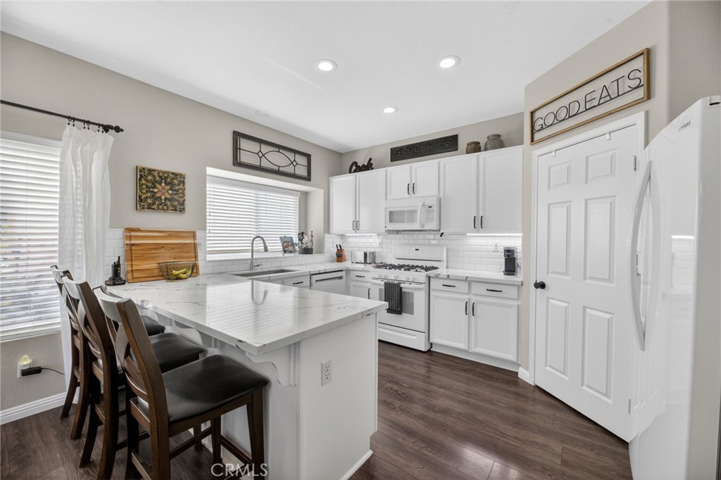 27740 Sagebrush Road Menifee, CA 92585 - Photo 14 of 62
