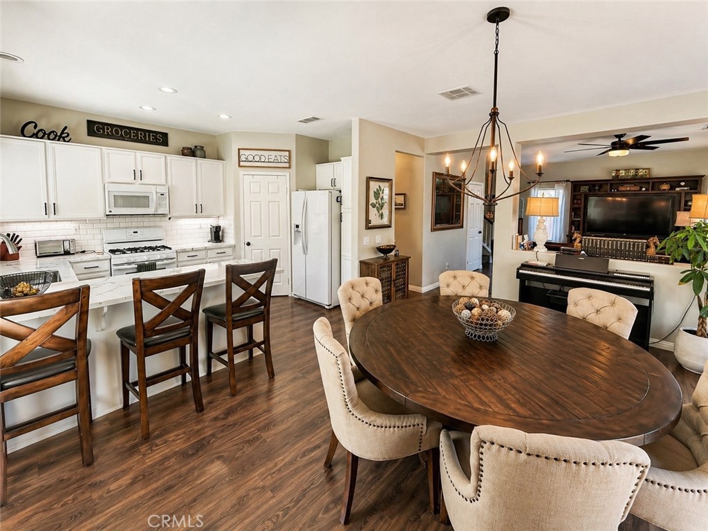 27740 Sagebrush Road Menifee, CA 92585 - Photo 3 of 7