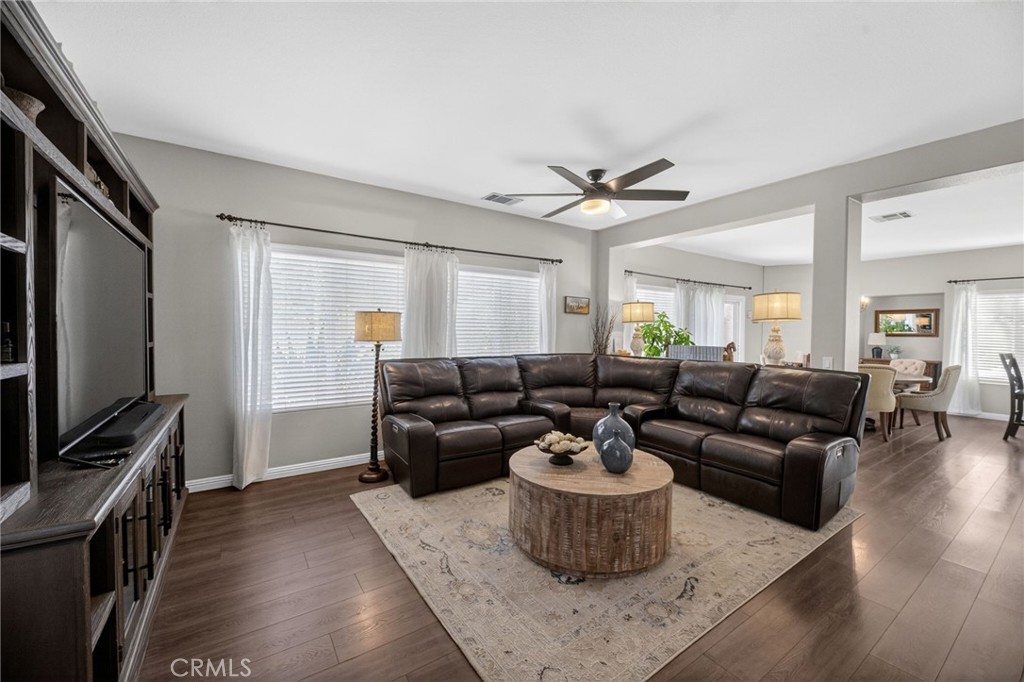 27740 Sagebrush Road Menifee, CA 92585 - Photo 6 of 62