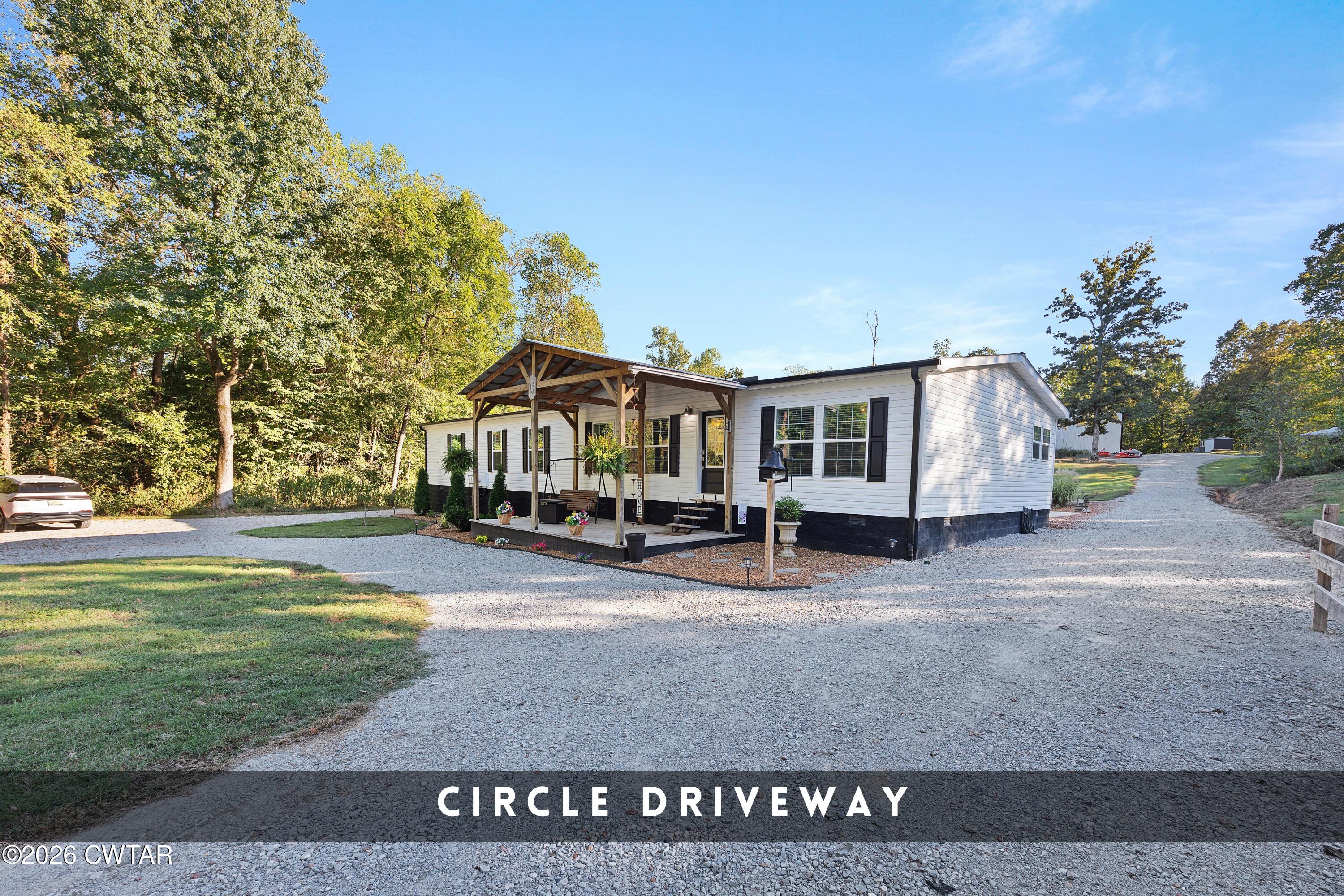 32 Stavely Road Humboldt, TN 38343 - Photo 25 of 32 Circle Driveway