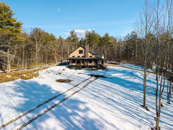 $2,200,000 | 28 Lady Slipper Lane, Wolfeboro, NH 03894