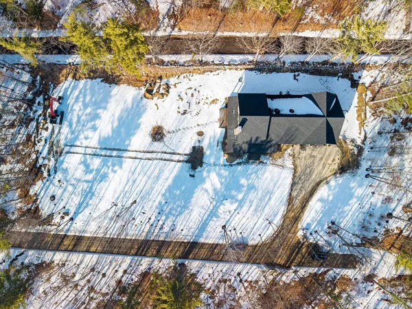$2,200,000 | 28 Lady Slipper Lane, Wolfeboro, NH 03894