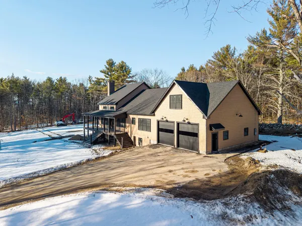 $2,200,000 | 28 Lady Slipper Lane, Wolfeboro, NH 03894