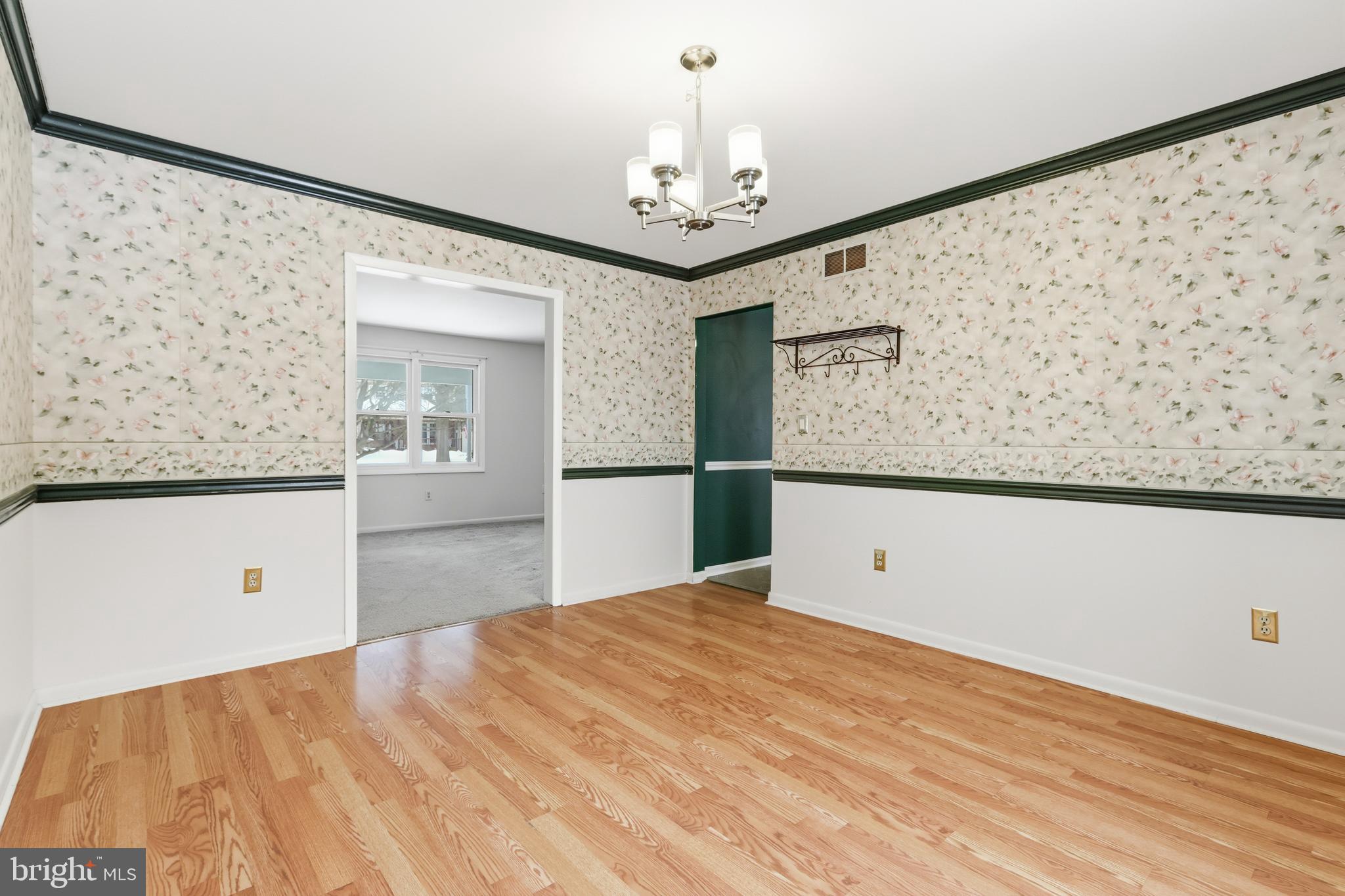 3901 Post Drive Bethlehem, PA 18017 - Photo 15 of 50