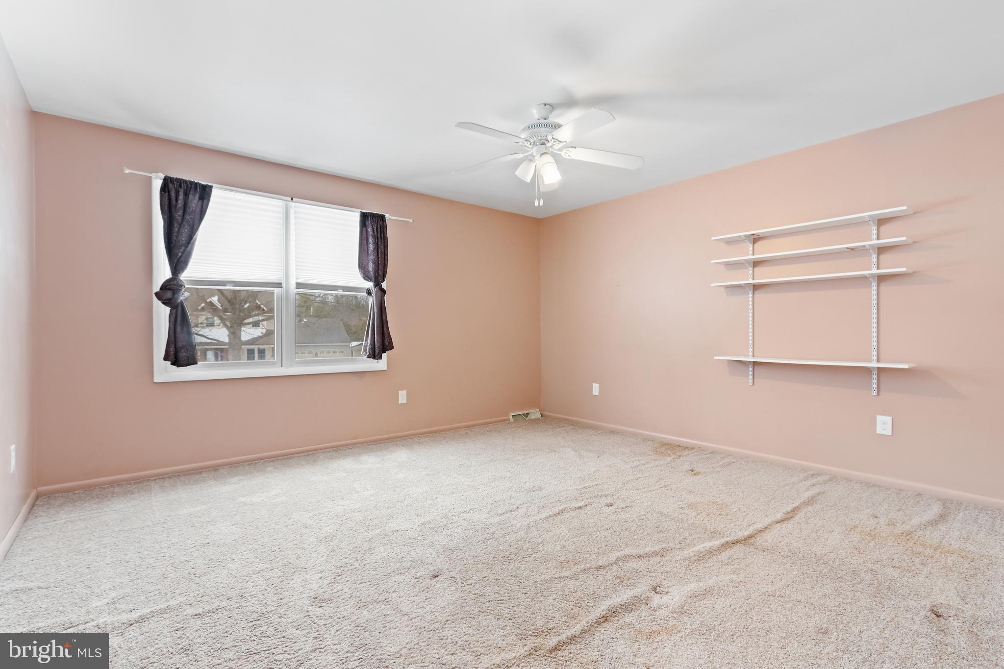 3901 Post Drive Bethlehem, PA 18017 - Photo 34 of 50