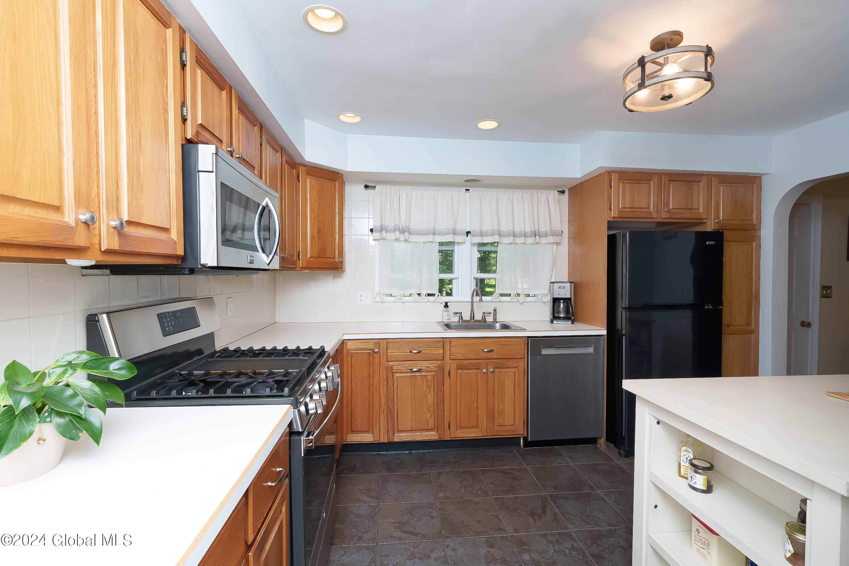 45 Fletcher Road Guilderland, NY 12203 - Photo 12 of 41 032-45-Fletcher-Rd