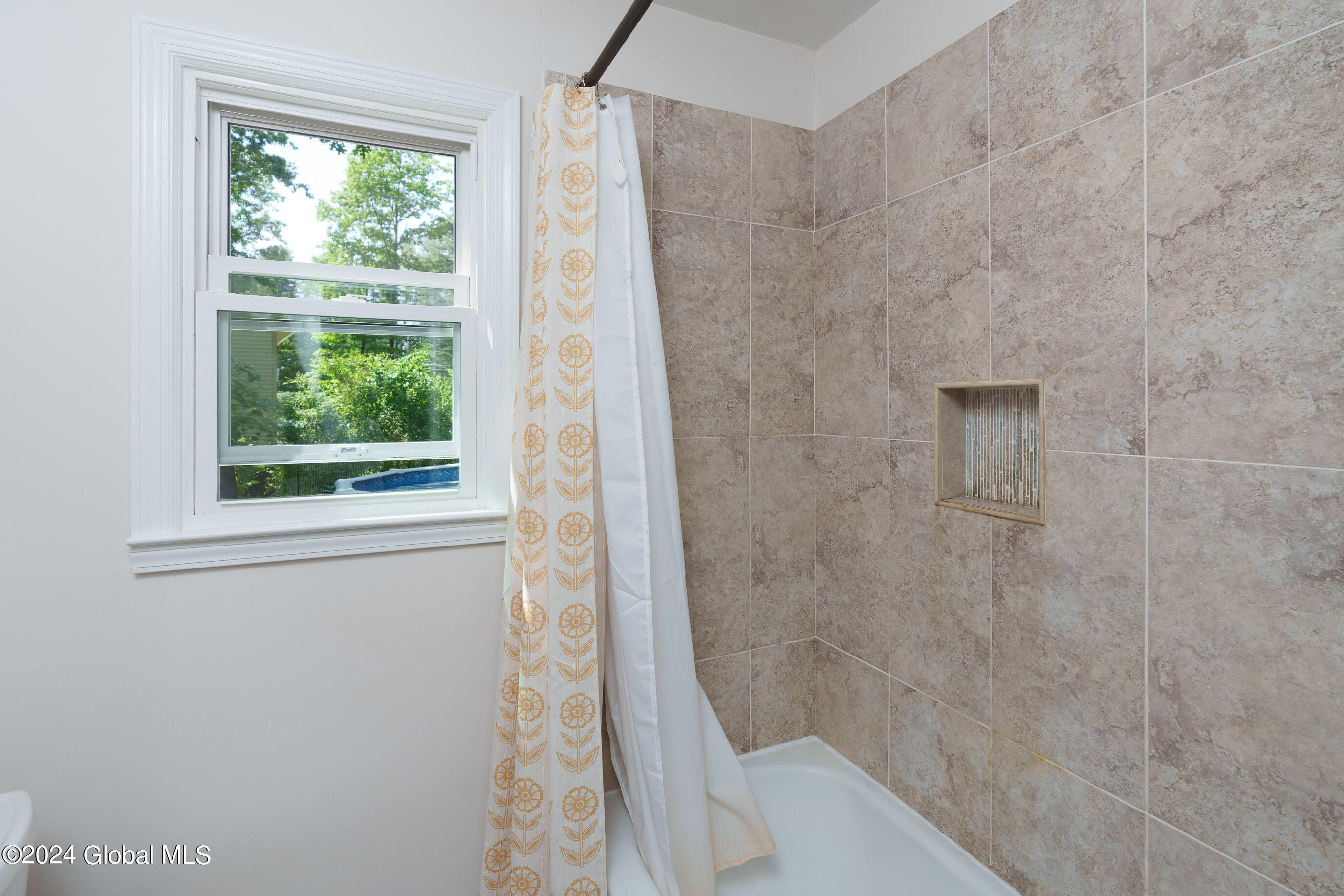 45 Fletcher Road Guilderland, NY 12203 - Photo 22 of 41 045-45-Fletcher-Rd