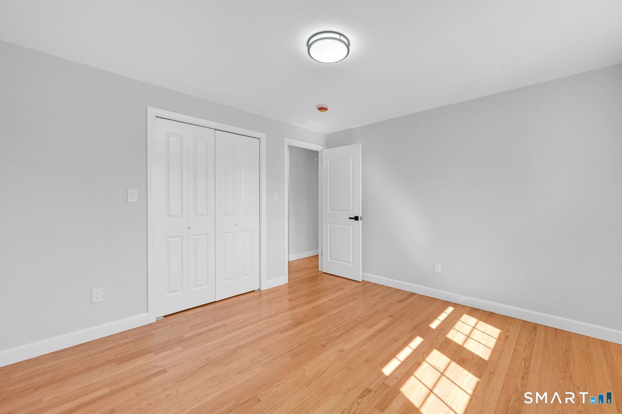 129 Midwell Road Wethersfield, CT 06109 - Photo 16 of 28