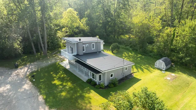 $350,000 | 1770 West 570 North, Howe, IN 46746